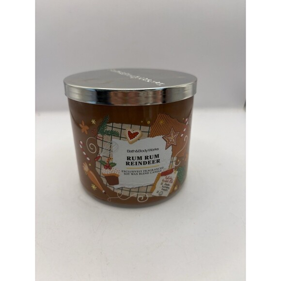 Bath And Body Works Rum Rum Reindeer Candle New - Picture 1 of 4
